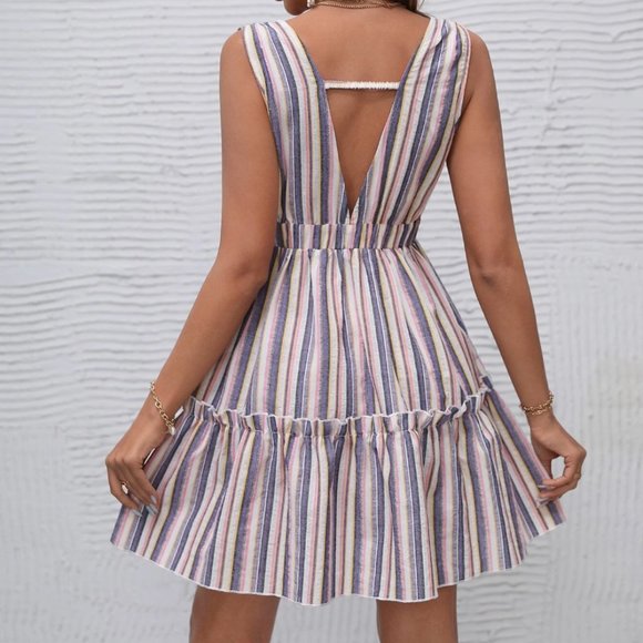 Striped Plunging Neck Ruffle Hem Dress - Picture 2 of 9